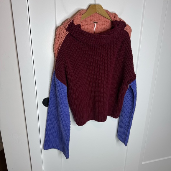 Free People Party City Oversized Chunky Knit Turtleneck Sweater Size Small - Picture 2 of 6